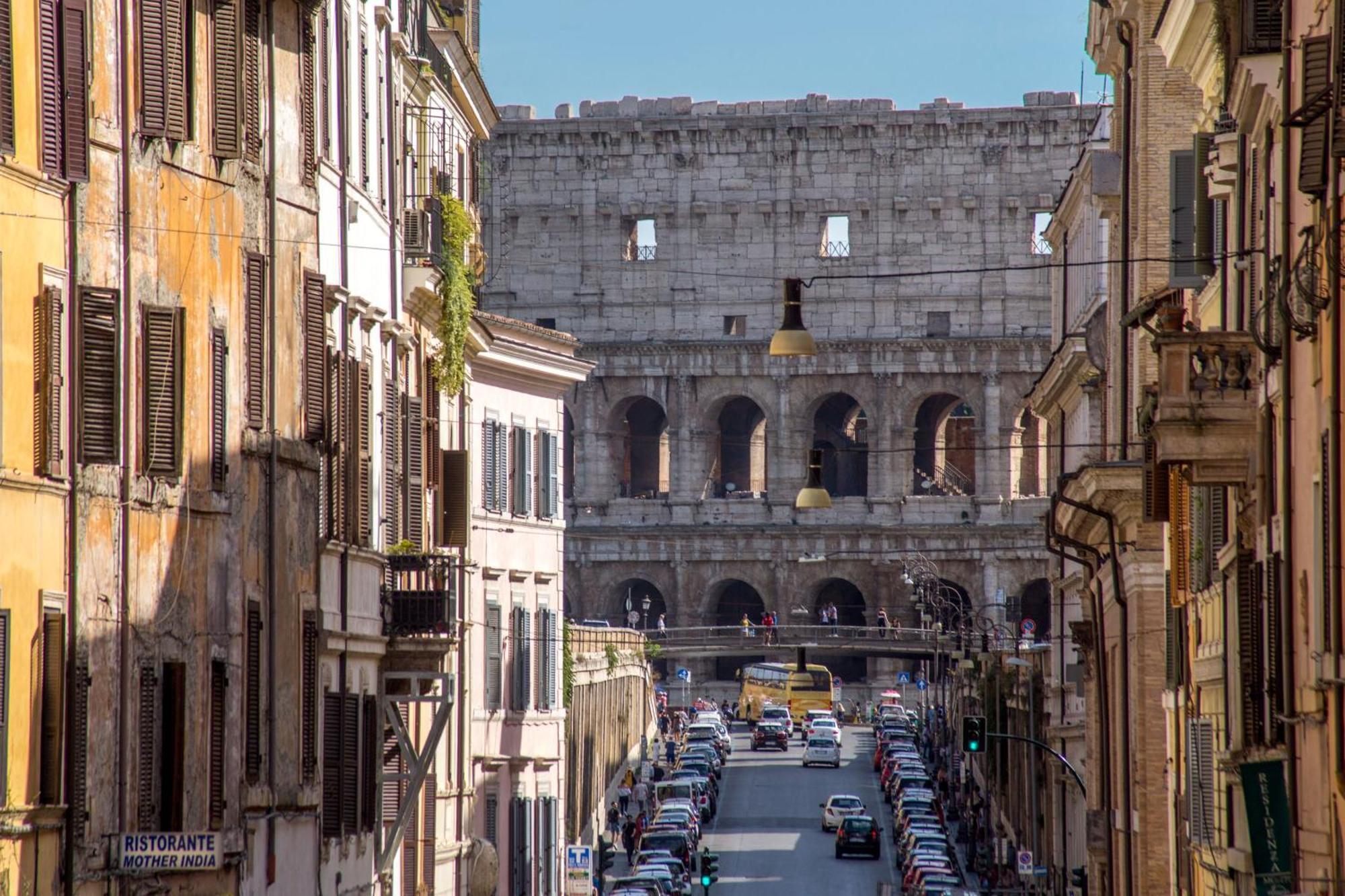Empire Loft In The Shadow Of Colosseum Apartment *