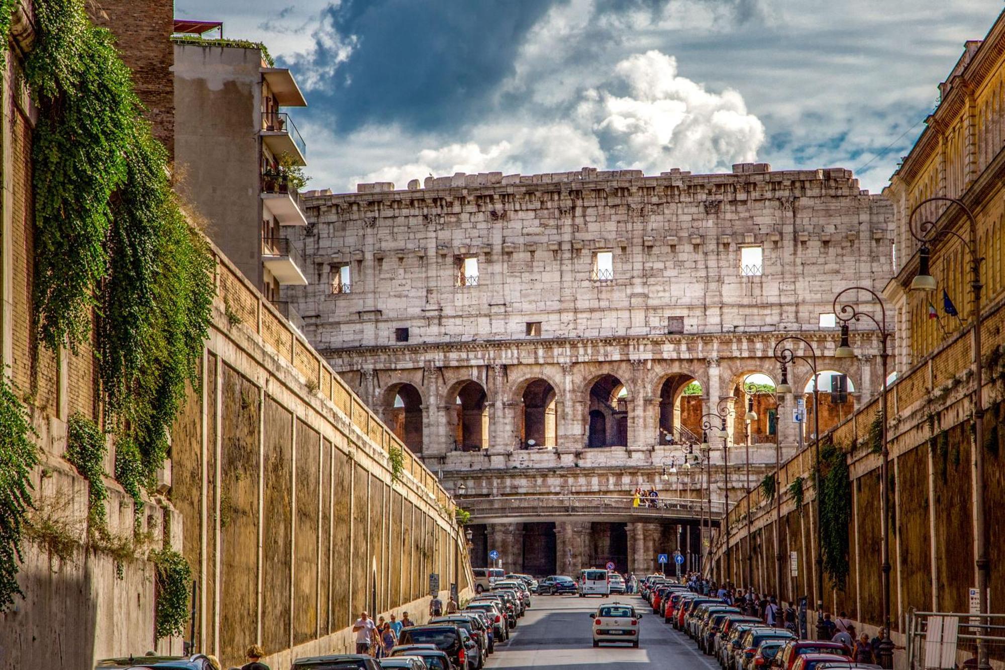 Apartment Empire Loft In The Shadow Of Colosseum *